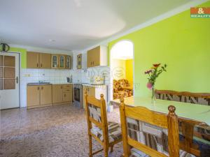 Prodej rodinného domu, Hejnice, 233 m2