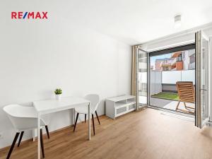Pronájem bytu 1+kk, Praha - Háje, Výstavní, 33 m2