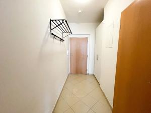 Pronájem bytu 1+kk, Praha - Zličín, Milotická, 30 m2
