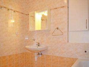 Pronájem bytu 3+1, Praha - Hlubočepy, Voskovcova, 87 m2