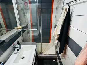 Pronájem bytu 1+1, Praha, 40 m2