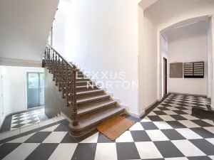 Prodej bytu 2+1, Praha - Holešovice, Veletržní, 74 m2