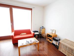 Pronájem bytu 1+kk, Praha - Karlín, Kollárova, 43 m2