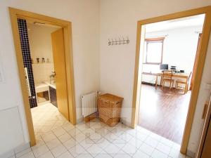 Pronájem bytu 1+kk, Praha - Karlín, Kollárova, 43 m2