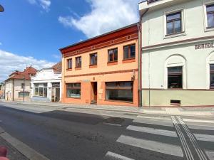 Pronájem obchodního prostoru, Brandýs nad Labem-Stará Boleslav, 60 m2