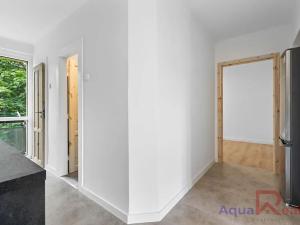 Pronájem bytu 3+kk, Ostrov, Klicperova, 61 m2