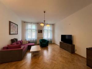 Prodej bytu 2+1, Praha, Navrátilova, 63 m2