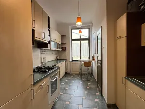 Prodej bytu 2+1, Praha, Navrátilova, 63 m2