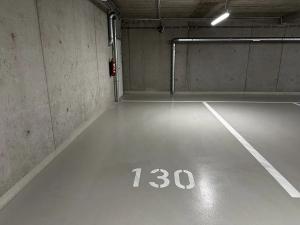 Pronájem bytu 2+kk, Praha - Hostavice, Českobrodská, 56 m2