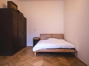 Pronájem bytu 2+kk, Praha - Nové Město, Růžová, 52 m2