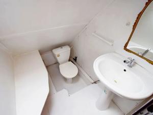Pronájem bytu 1+1, Praha - Hlubočepy, Pod Ateliéry, 45 m2