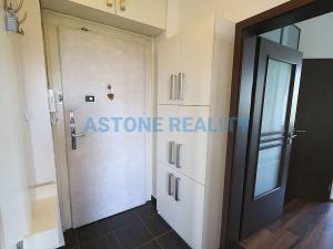 Pronájem bytu 2+1, Praha - Košíře, Nad zámečkem, 61 m2