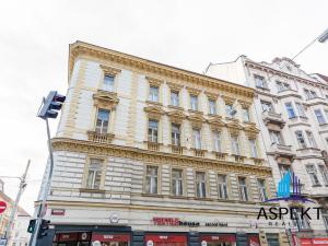 Pronájem bytu 2+1, Praha - Smíchov, Zborovská, 70 m2