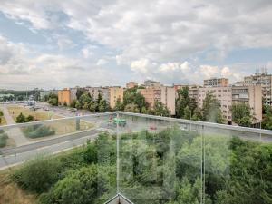 Pronájem bytu 1+kk, Praha - Hrdlořezy, V třešňovce, 37 m2