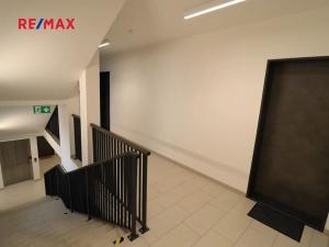 Pronájem bytu 3+kk, Praha - Lipence, Oddechová, 85 m2