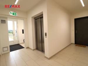 Pronájem bytu 3+kk, Praha - Lipence, Oddechová, 85 m2