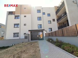 Pronájem bytu 3+kk, Praha - Lipence, Oddechová, 85 m2