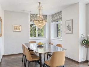 Prodej vily, Praha - Horní Počernice, Jívanská, 220 m2