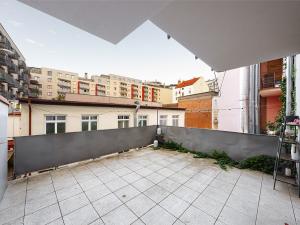 Pronájem bytu 2+kk, Praha - Libeň, Lihovarská, 46 m2