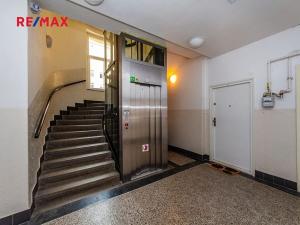 Prodej bytu 4+1, Praha - Holešovice, U smaltovny, 175 m2