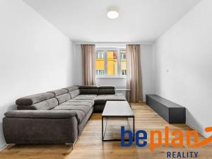 Pronájem bytu 2+1, Pardubice, Sladkovského, 63 m2