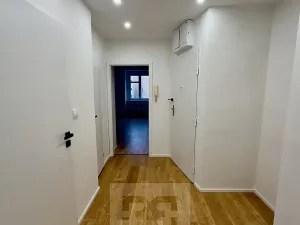 Prodej bytu 2+kk, Praha - Smíchov, Křížová, 51 m2