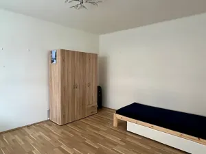 Prodej bytu 3+1, Nové Strašecí, Husova, 74 m2