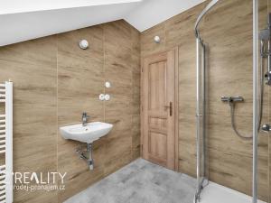 Prodej vícegeneračního domu, Počítky, 424 m2