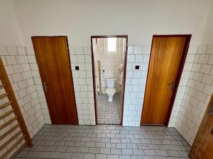 Prodej výrobních prostor, Strážov, 228 m2