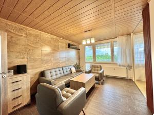 Prodej bytu 3+1, Teplice, Trnovanská, 71 m2