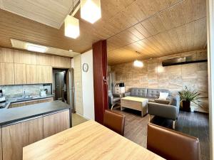 Prodej bytu 3+1, Teplice, Trnovanská, 71 m2