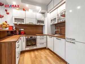 Prodej bytu 2+kk, Praha - Hostivař, Rychtáře Petříka, 44 m2