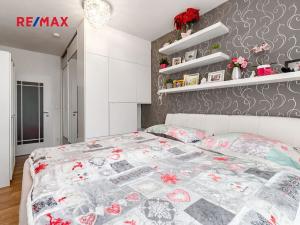 Prodej bytu 2+kk, Praha - Hostivař, Rychtáře Petříka, 44 m2