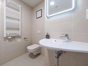 Pronájem bytu 2+kk, Praha - Karlín, U Mlýnského kanálu, 62 m2
