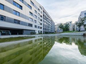 Pronájem bytu 2+kk, Praha - Karlín, U Mlýnského kanálu, 62 m2