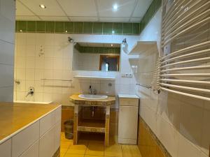 Pronájem bytu 3+1, Třebíč, Tolstého, 74 m2