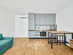 Pronájem bytu 1+kk, Znojmo, Jarošova, 37 m2