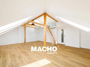 Pronájem bytu 3+1, Praha - Vršovice, Na křivce, 97 m2
