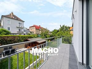 Pronájem bytu 3+1, Praha - Vršovice, Na křivce, 97 m2