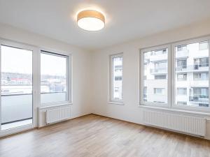 Pronájem bytu 2+kk, Praha - Hloubětín, Waltariho, 52 m2