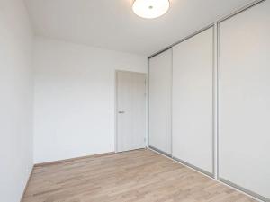 Pronájem bytu 2+kk, Praha - Hloubětín, Waltariho, 52 m2