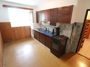 Prodej bytu 2+1, Praha - Ruzyně, Stochovská, 52 m2