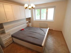 Prodej bytu 2+1, Praha - Ruzyně, Stochovská, 52 m2