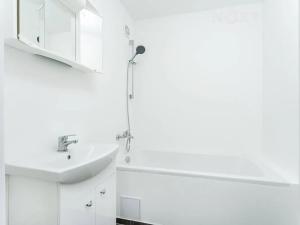 Prodej bytu 3+1, Praha - Stodůlky, Bellušova, 81 m2