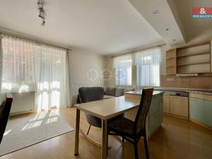 Pronájem bytu 3+kk, Zlín, Čiperova, 64 m2