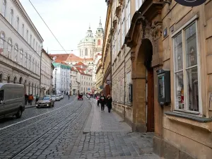 Pronájem kanceláře, Praha - Malá Strana, Karmelitská, 29 m2