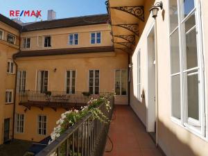 Pronájem kanceláře, Praha - Malá Strana, Karmelitská, 29 m2