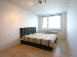 Pronájem bytu 3+kk, Praha - Žižkov, Habrová, 77 m2