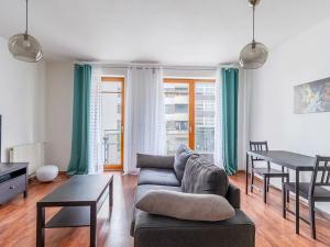 Pronájem bytu 2+kk, Praha - Malešice, Univerzitní, 63 m2