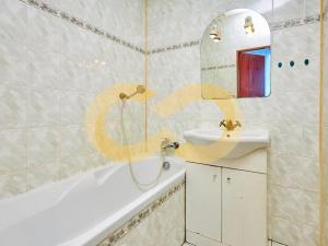 Prodej bytu 3+1, Vimperk, Sklářská, 65 m2